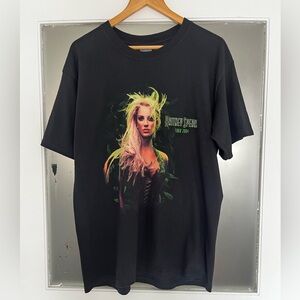 Britney Spears 2004 Onyx Hotel Tour shirt